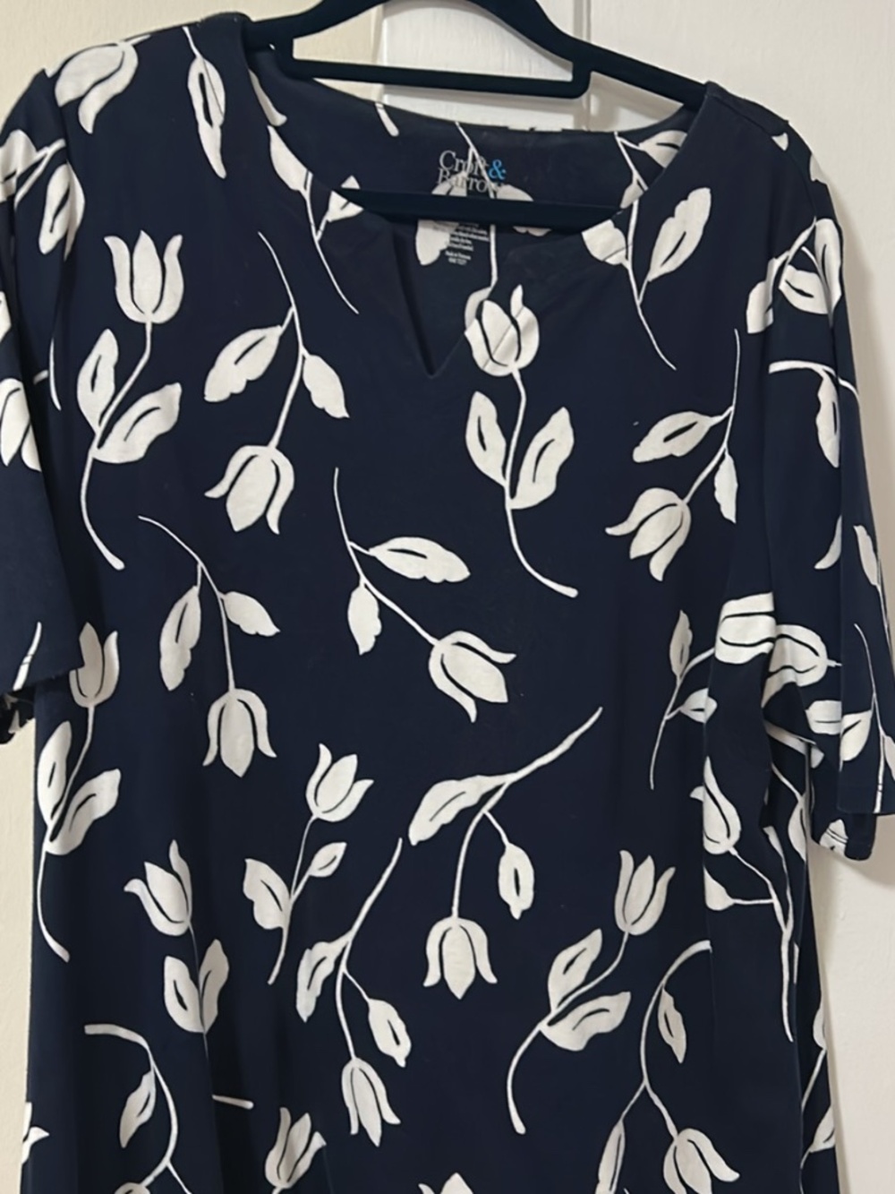 Croft & Barrow XL Navy Blue Floral Short Sleeve Top